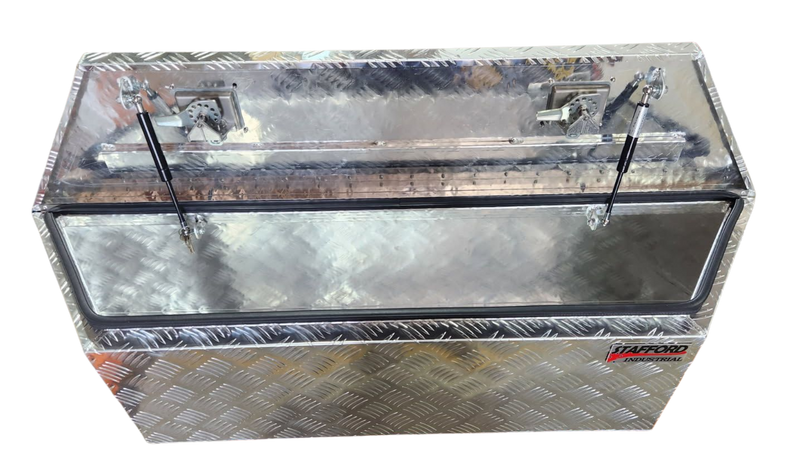 ALUMINUM DRAW BAR BOX CHECKER PLATE